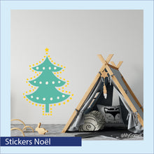 Charger l&#39;image dans la galerie, Sticker géant repositionnable - Sapin de Noël fushia ou vert (au choix)